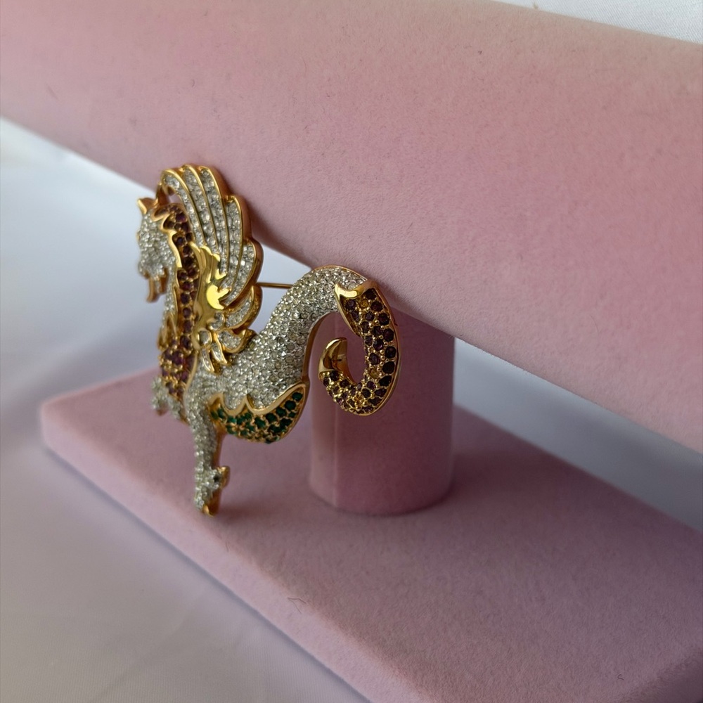 SWAROVSKI brooch of a large winged figural hippocampus mythical creature - Picture 3 of 4